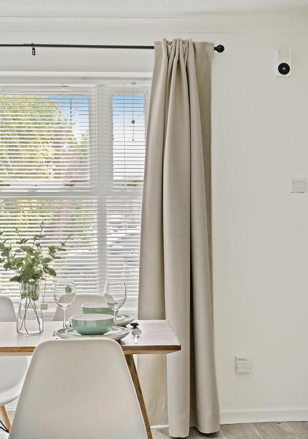 East London House Near Tube With Parking Villa Exteriör bild